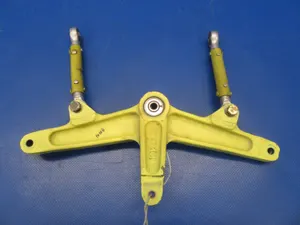 Beech Baron 95-B55 Rod & Bellcrank Rudder P/N 95-524018-33 & 96-524010 (1018-330